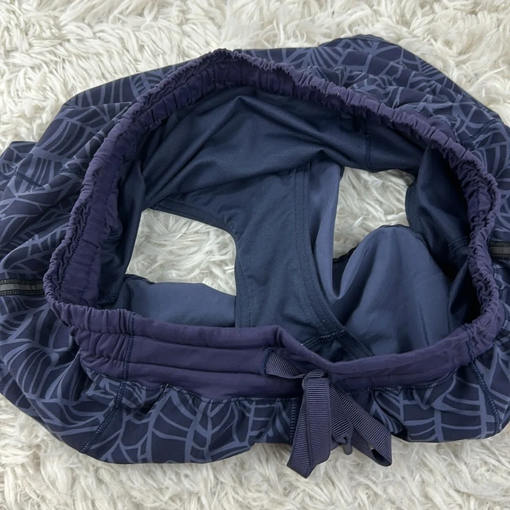 Lululemon Hotty Hot Short Pretty Palm Cadet Greyvy / Cadet Blue